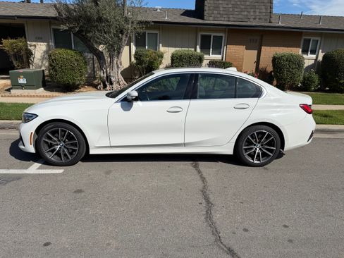 Used 2020 BMW 330i 330i Sedan 4D w/ Driving Assistance Package image 2
