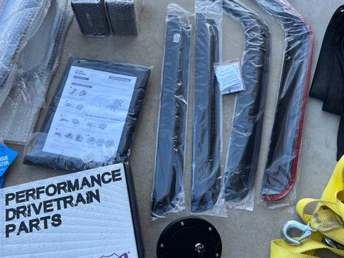 Used 2013 Jeep Wrangler Unlimited Sport image 17