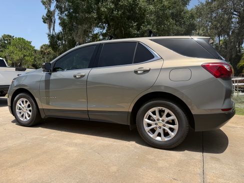 Used 2019 Chevrolet Equinox LT FWD image 10