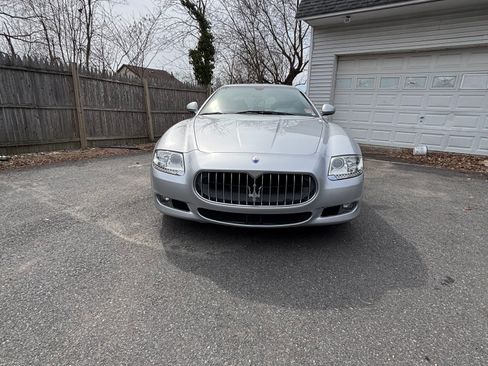Used 2010 Maserati Quattroporte S image 9