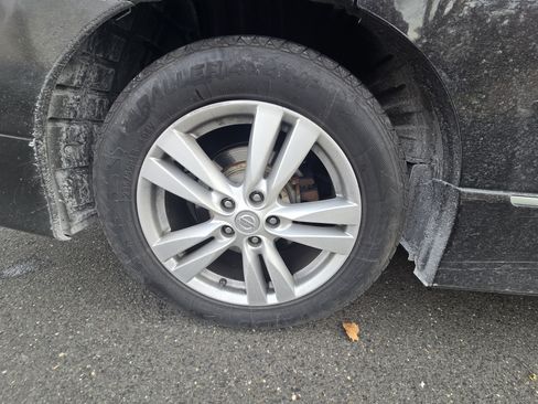 Used 2011 Nissan Quest SL image 4