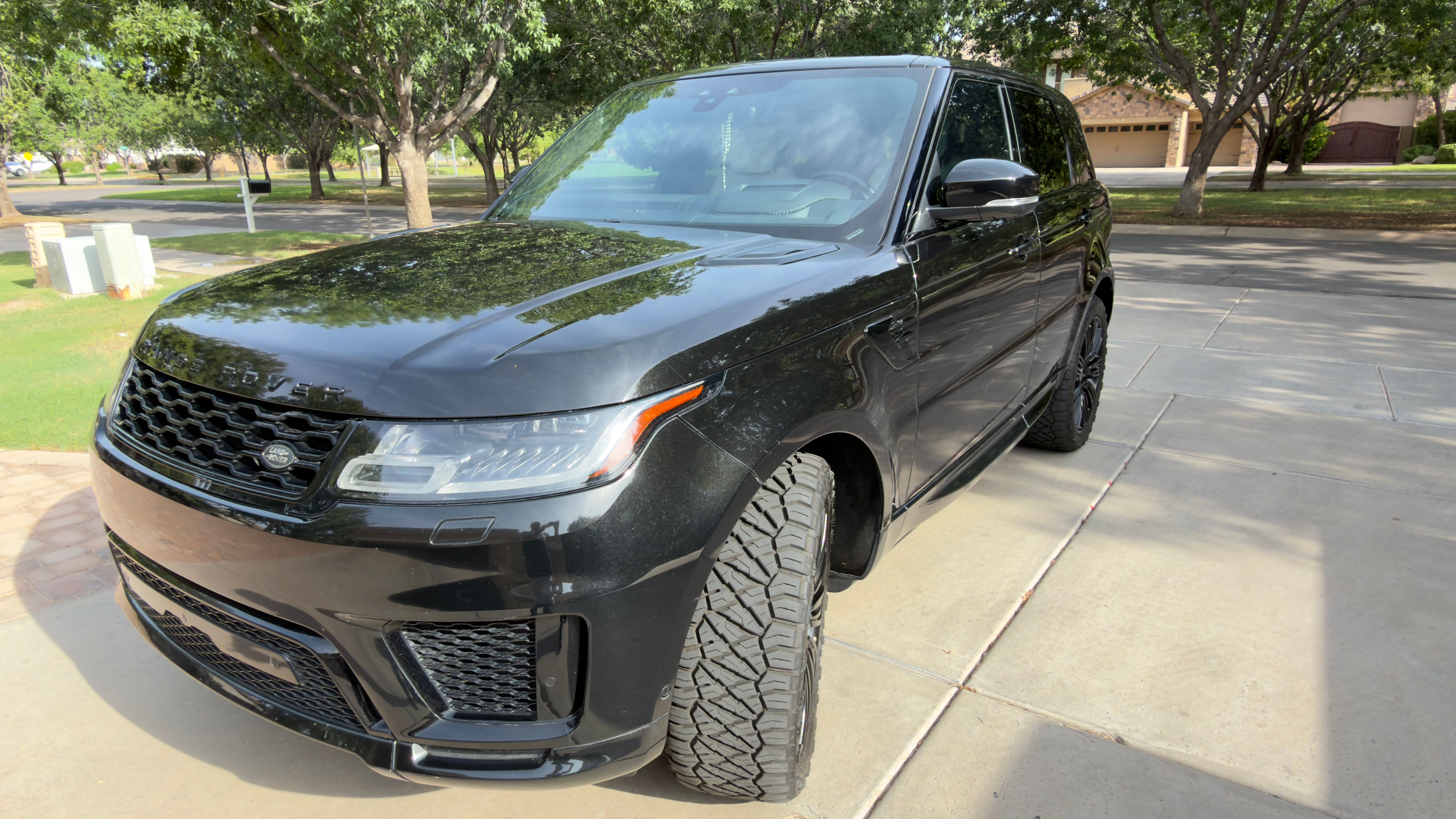 Used 2020 Land Rover Range Rover Sport Autobiography AWD/4WD image 1