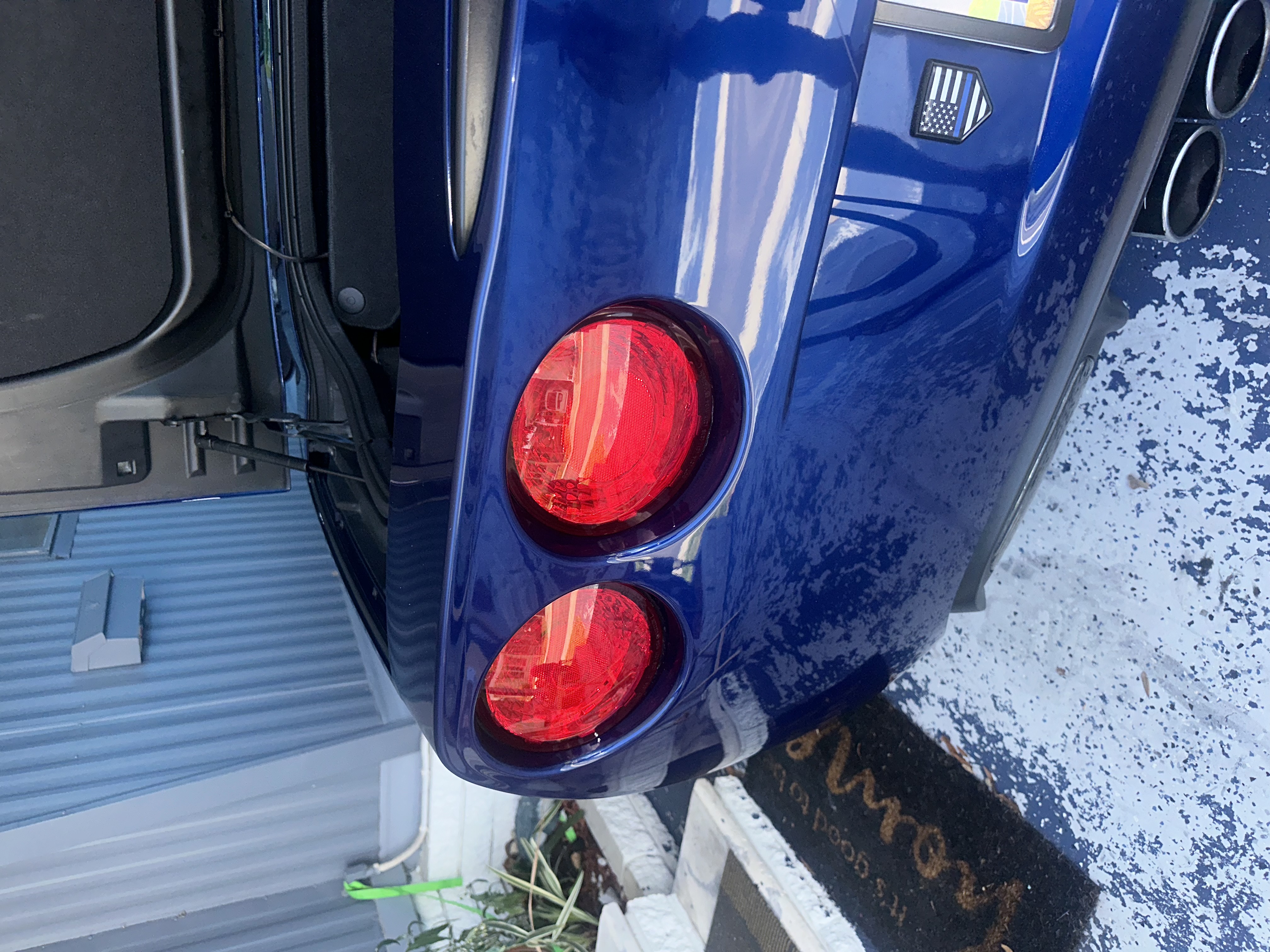 Used 2005 Chevrolet Corvette Convertible w/ Preferred Equipment Group RWD image 9
