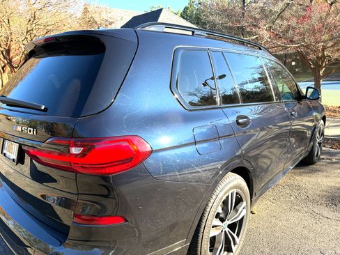 Used 2020 BMW X7 M50i image 5