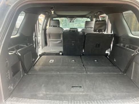 Used 2020 Ford Expedition Limited image 12