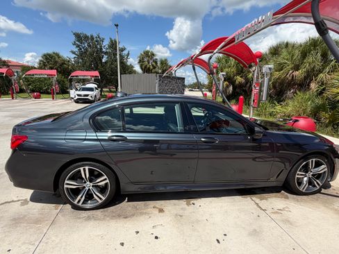 Used 2019 BMW 740i w/ Executive Package RWD image 14
