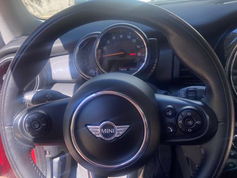 Used 2015 MINI Cooper 2-Door Hardtop image 9