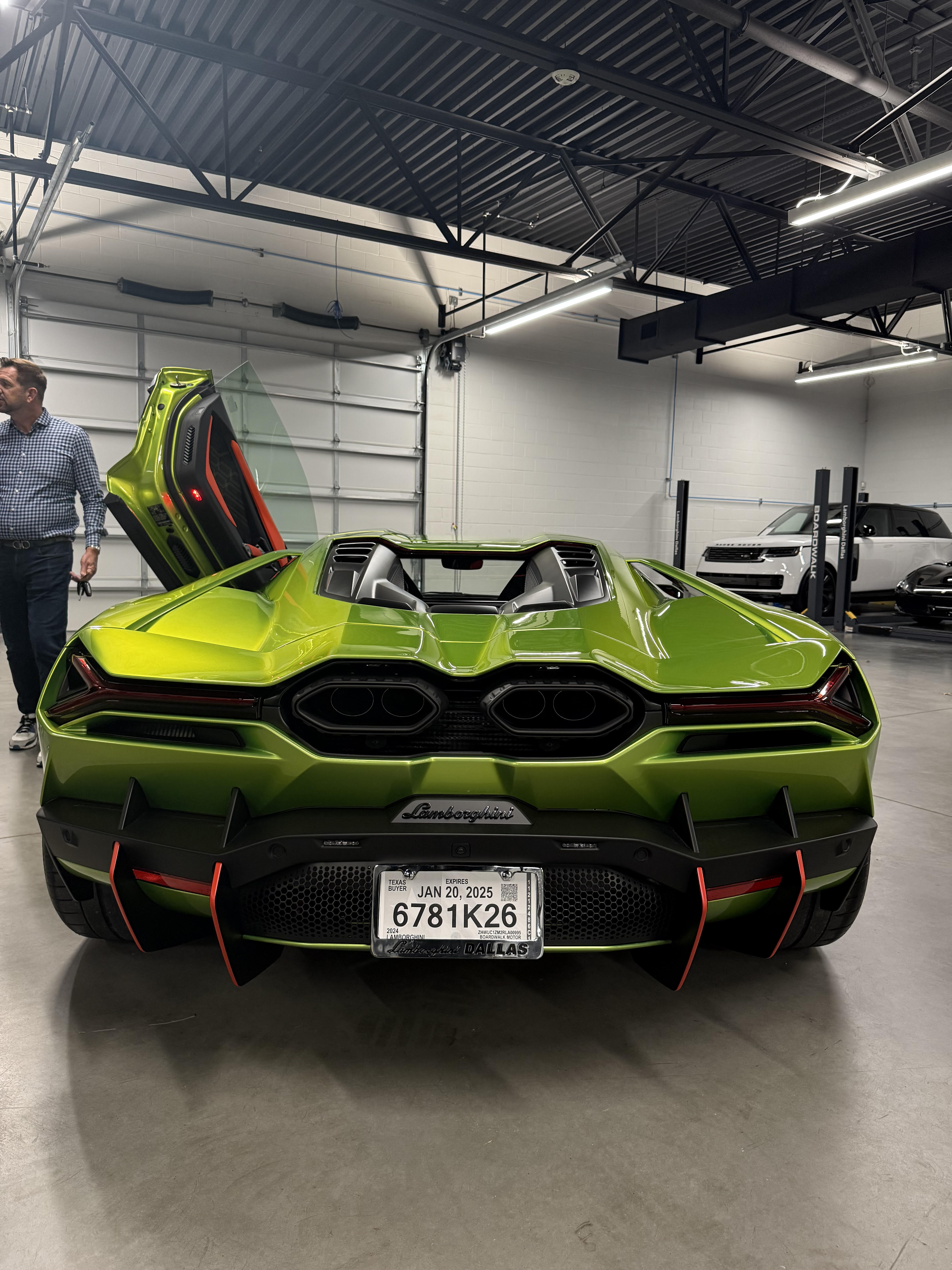 Used 2024 Lamborghini Revuelto AWD/4WD image 5
