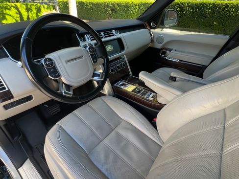 Used 2017 Land Rover Range Rover HSE AWD/4WD image 10