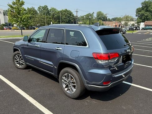 Used 2020 Jeep Grand Cherokee Limited AWD/4WD image 2