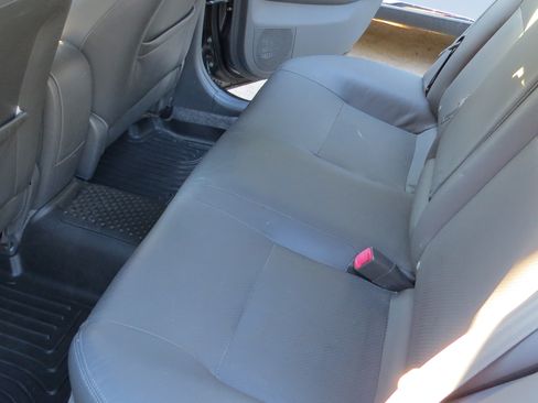 Used 2009 Toyota Prius Touring FWD image 4