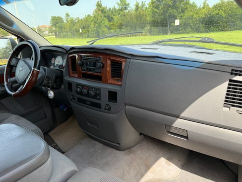 Used 2006 Dodge Ram 2500 Truck SLT w/ Light Group RWD image 13