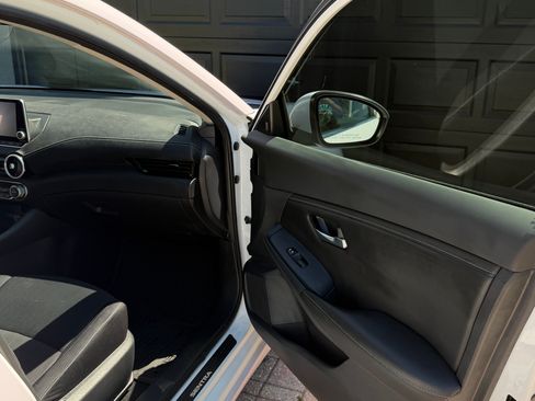 Used 2023 Nissan Sentra SV w/ All-Weather Package image 17