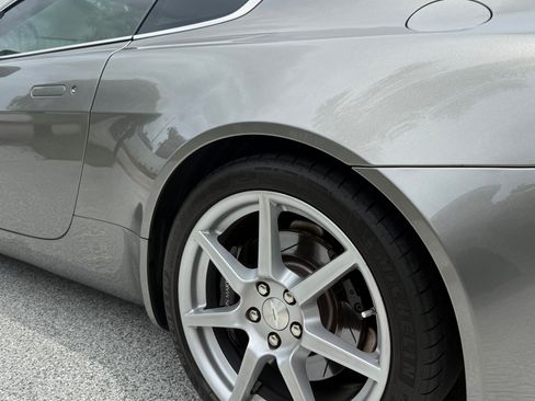 Used 2006 Aston Martin V8 Vantage Coupe RWD image 6