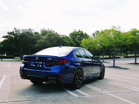 Used 2023 BMW M5 w/ Competition Package AWD/4WD image 9