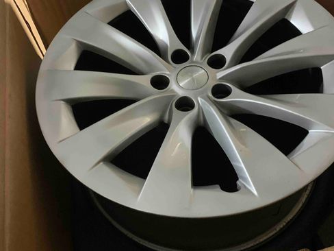 Used 2016 Tesla Model X Performance image 22