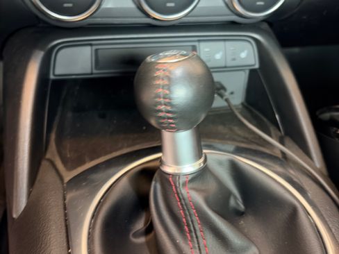 Used 2016 MAZDA MX-5 Miata Grand Touring image 24