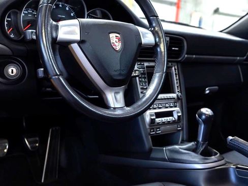 Used 2007 Porsche 911 Carrera RWD image 16