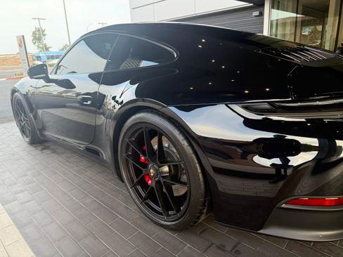 Used 2026 Porsche 911 Carrera 4 GTS image 2