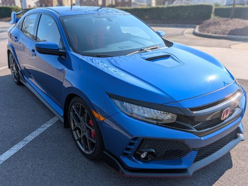 Used 2019 Honda Civic Type R image 5