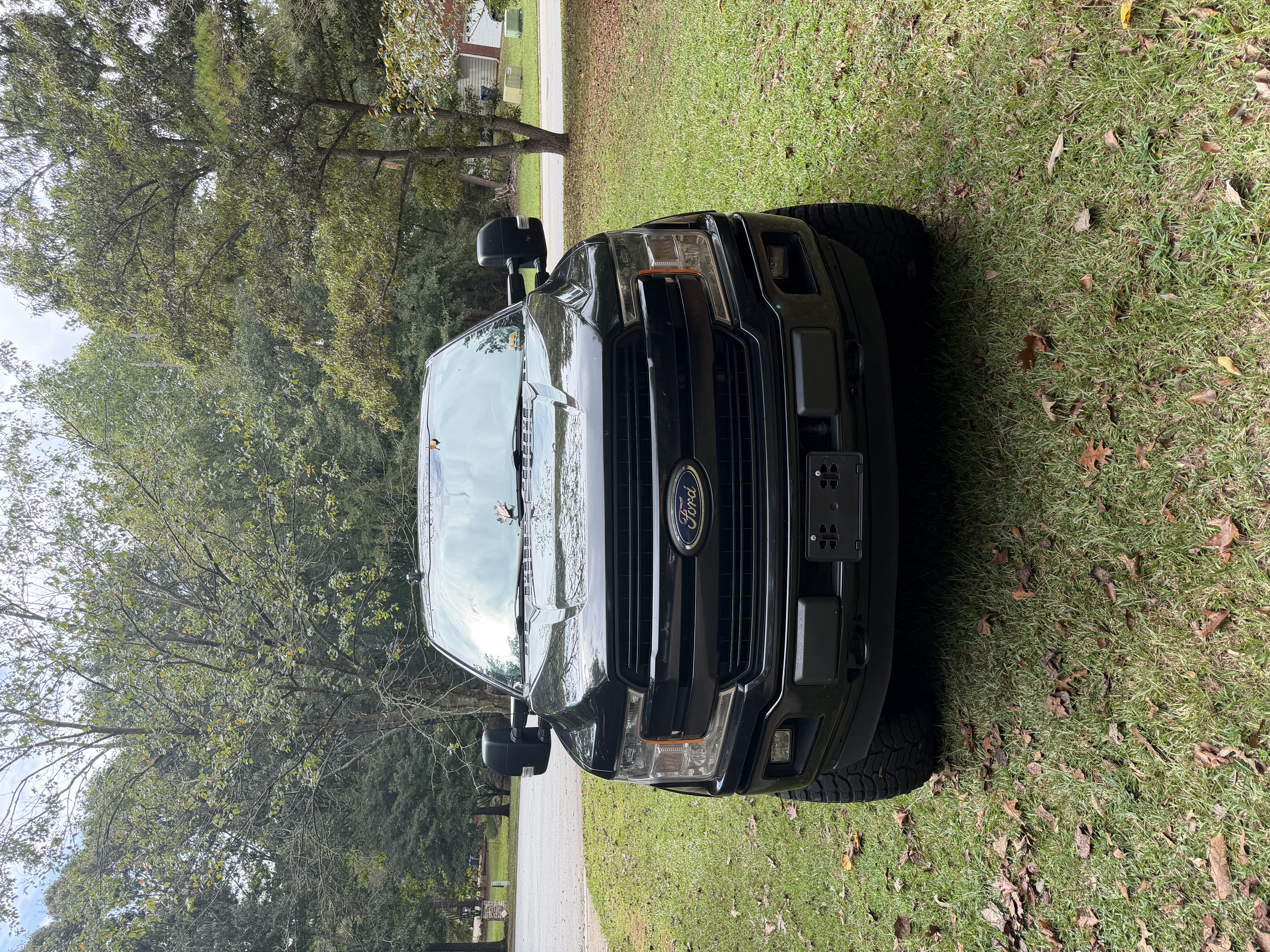 Used 2020 Ford F150 Lariat AWD/4WD image 2