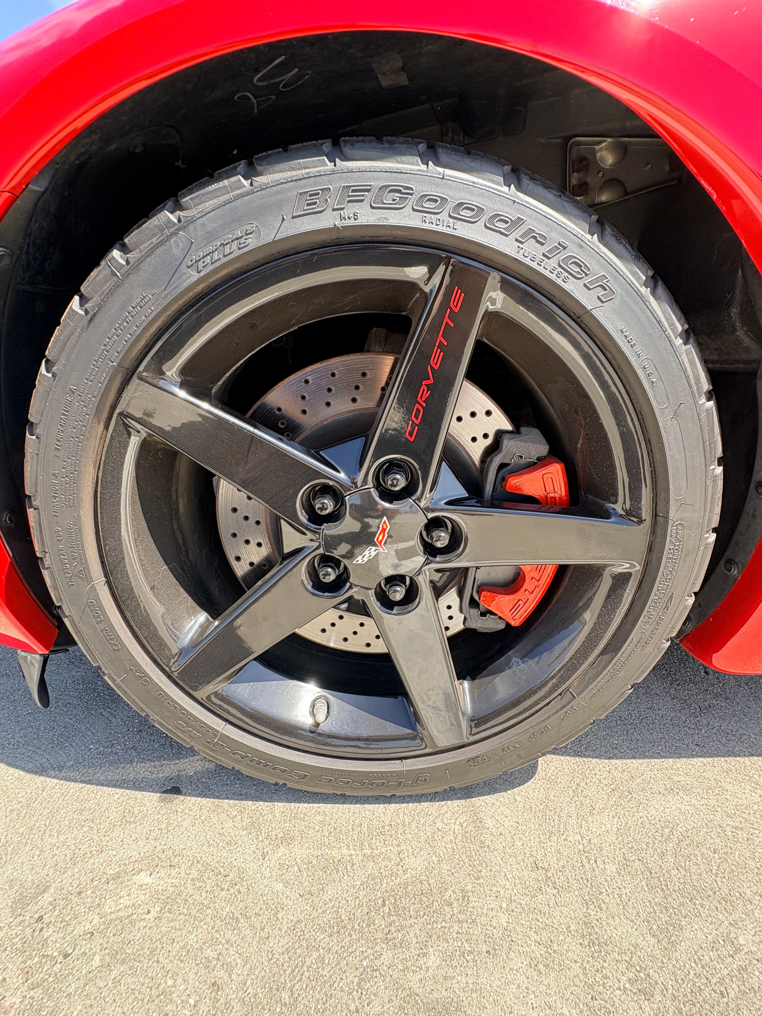 Used 2007 Chevrolet Corvette Coupe w/ Preferred Equipment Group RWD image 26