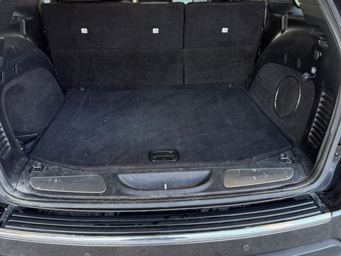 Used 2019 Jeep Grand Cherokee Limited w/ Luxury Group II image 14