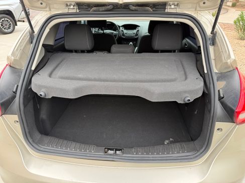 Used 2017 Ford Focus SE image 11