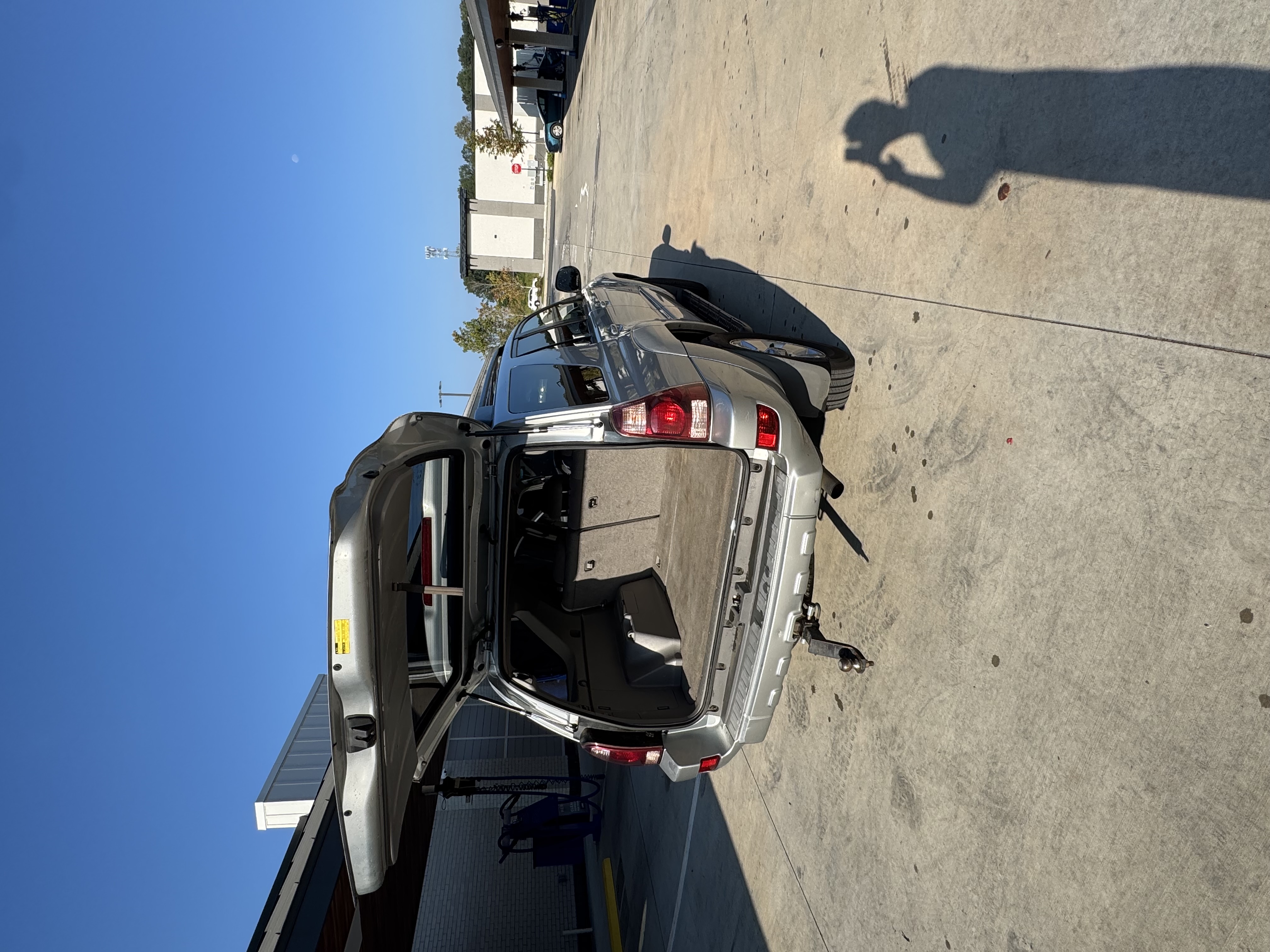 Used 2005 Toyota 4Runner SR5 RWD image 2