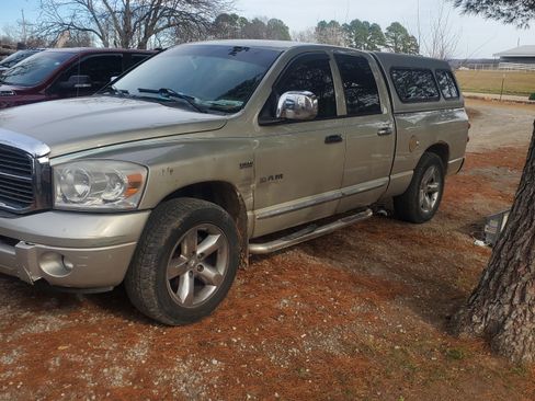 Used 2008 Dodge Ram 1500 Truck Laramie w/ Trailer Tow Group image 3