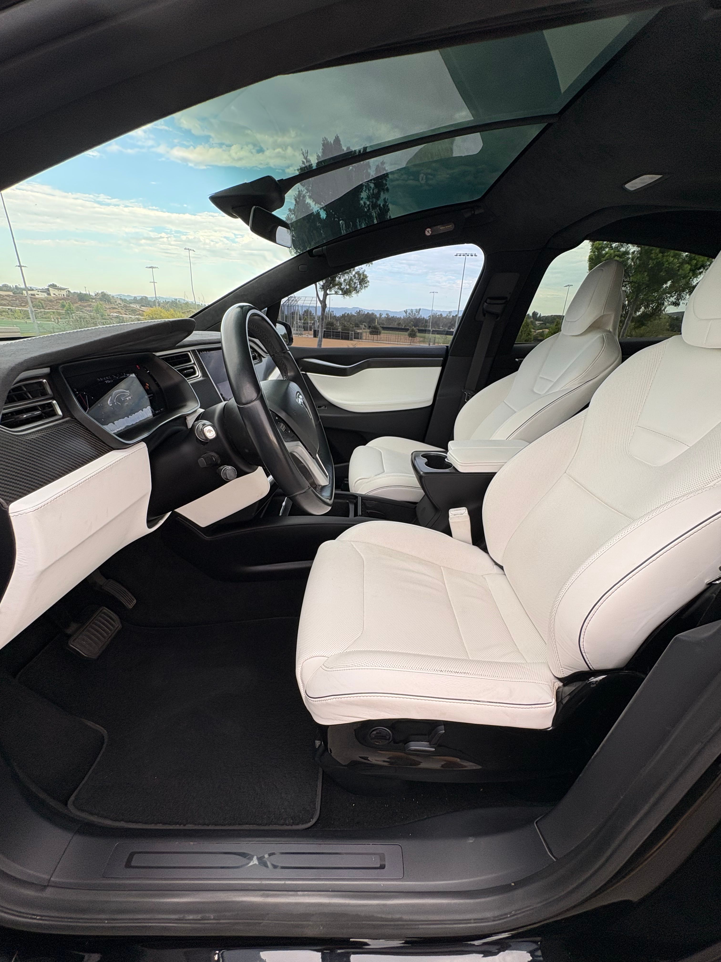 Used 2016 Tesla Model X 75D AWD/4WD image 6