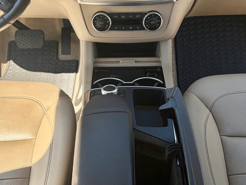 Used 2013 Mercedes-Benz ML 350 4MATIC image 10