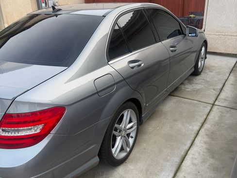 Used 2013 Mercedes-Benz C 250 C 250 Luxury Sedan 4D image 5