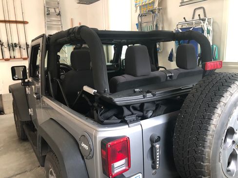 Used 2013 Jeep Wrangler Sport w/ Connectivity Group AWD/4WD image 5