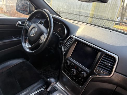 Used 2018 Jeep Grand Cherokee Altitude image 6