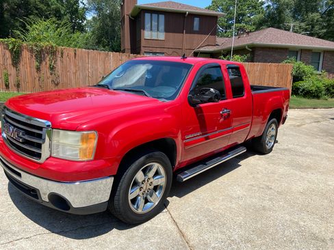Used 2013 GMC Sierra 1500 SLE RWD image 2