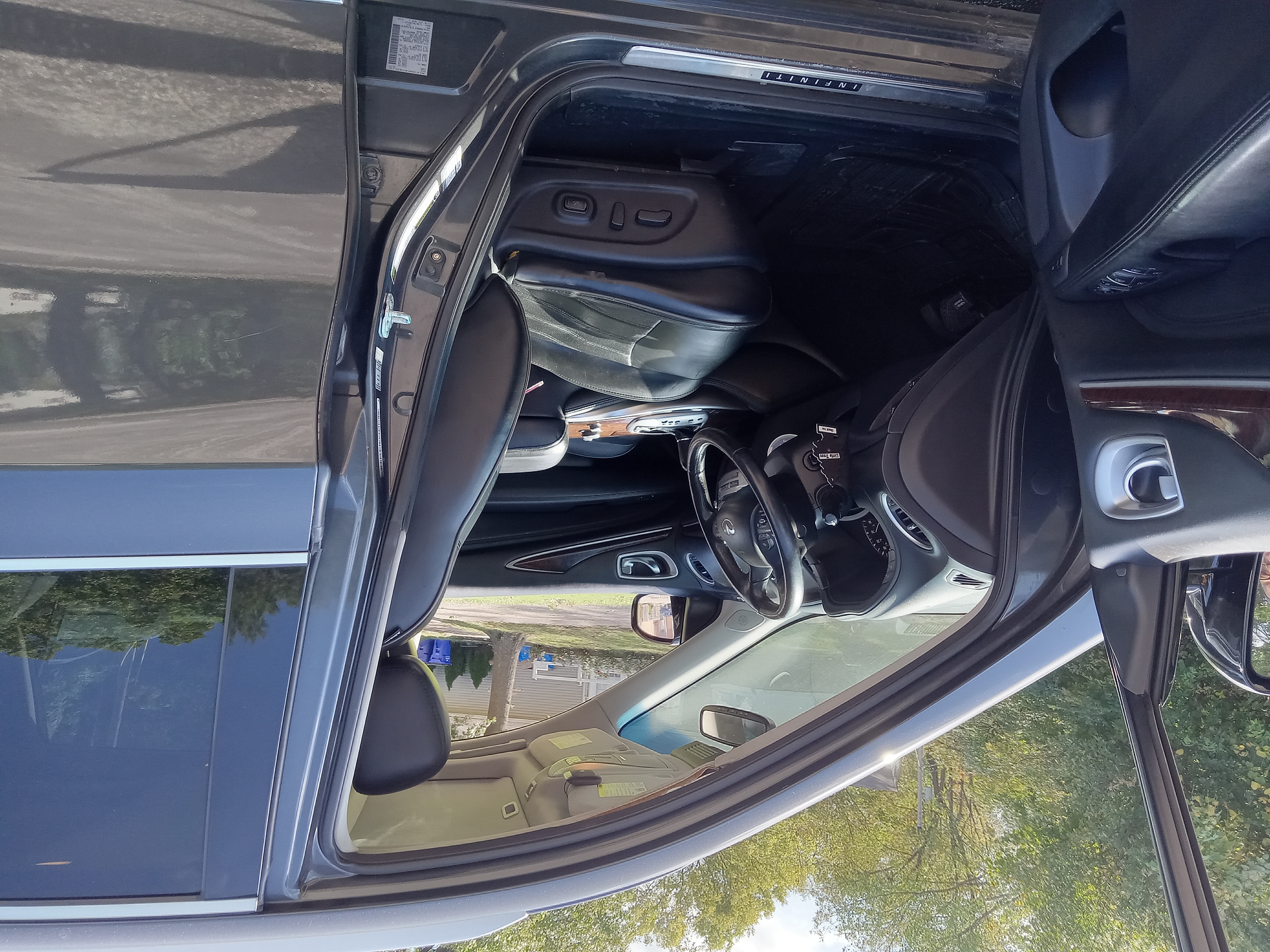 Used 2013 INFINITI JX35 AWD w/ Premium Pkg image 10