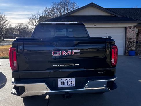 Used 2020 GMC Sierra 1500 SLT image 4