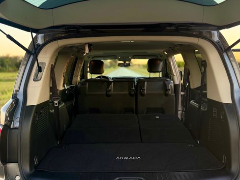 Used 2020 Nissan Armada SL w/ Premium Package image 17