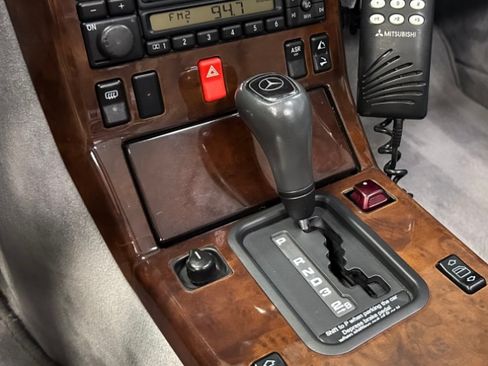 Used 1995 Mercedes-Benz SL 500 image 10