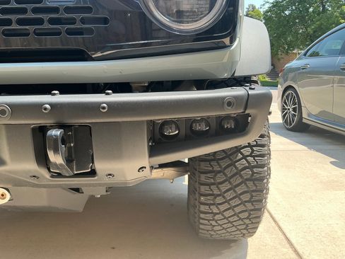 Used 2024 Ford Bronco Wildtrak image 4