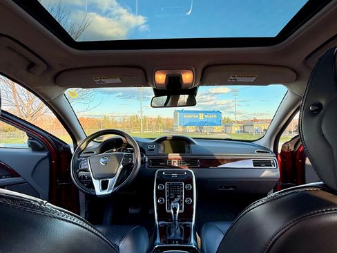 Used 2014 Volvo XC70 3.2 Platinum image 18