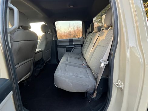 Used 2019 Ford F150 XLT w/ Equipment Group 301A Mid image 5