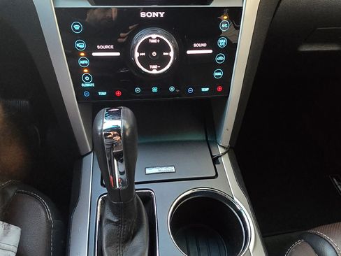 Used 2014 Ford Explorer Sport w/ Equipment Group 401A image 14