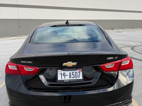 Used 2016 Chevrolet Malibu LT image 5