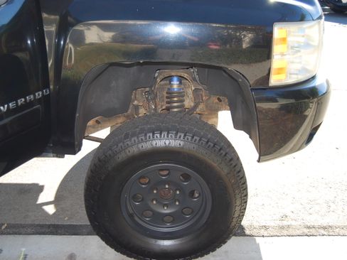 Used 2007 Chevrolet Silverado 1500 LTZ w/ Safety Package image 10