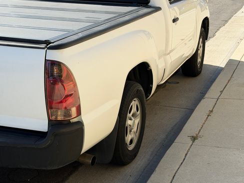 Used 2013 Toyota Tacoma 2WD Regular Cab image 8
