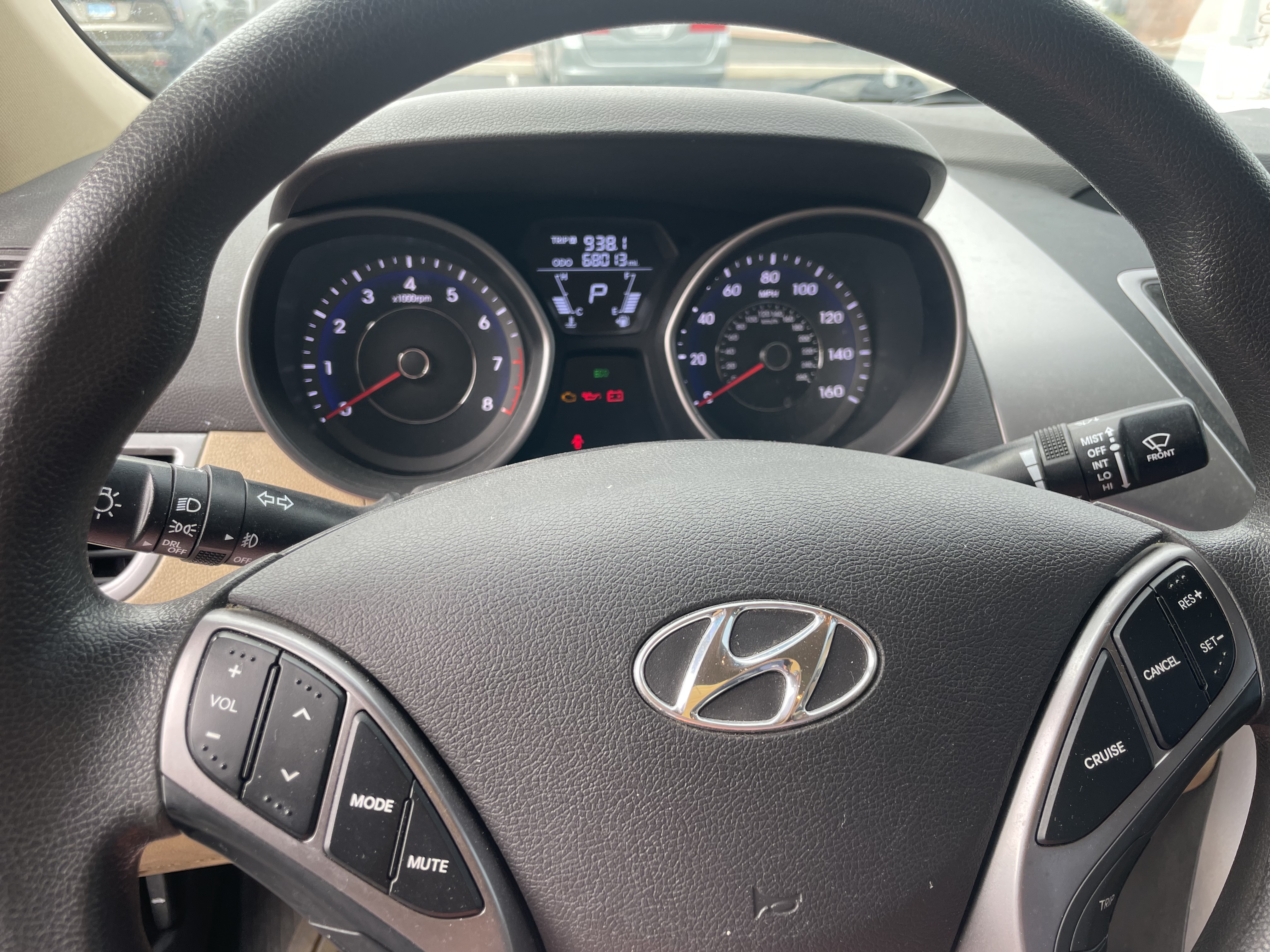 Used 2013 Hyundai Elantra GLS w/ Preferred Pkg FWD image 6