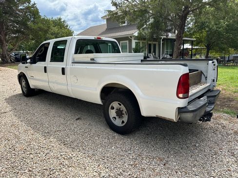 Used 2006 Ford F350 XL image 9
