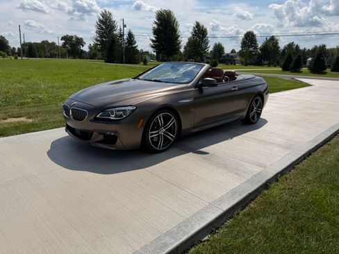 Used 2018 BMW 640i Convertible RWD image 2